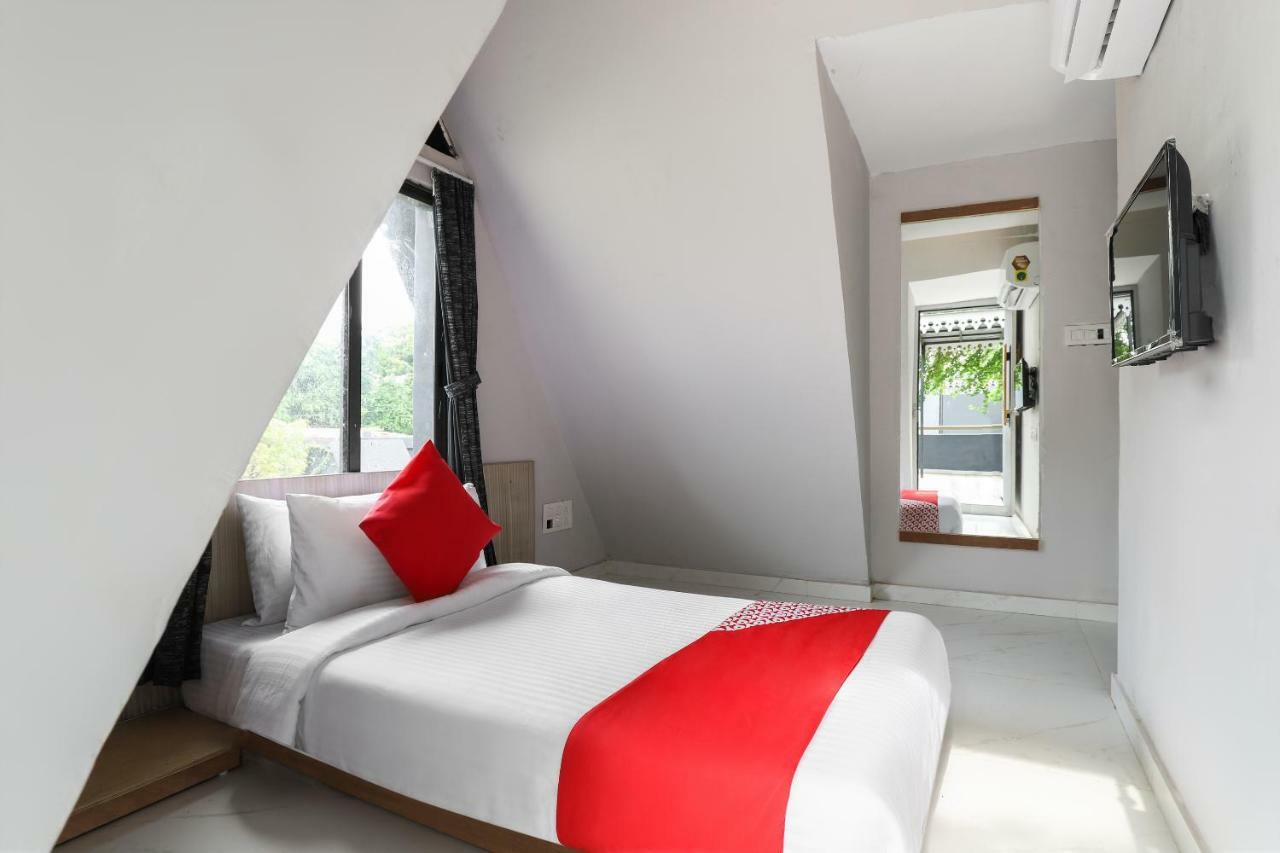 ואדודרה Oyo 48991 Serene Cottages And Resorts מראה חיצוני תמונה